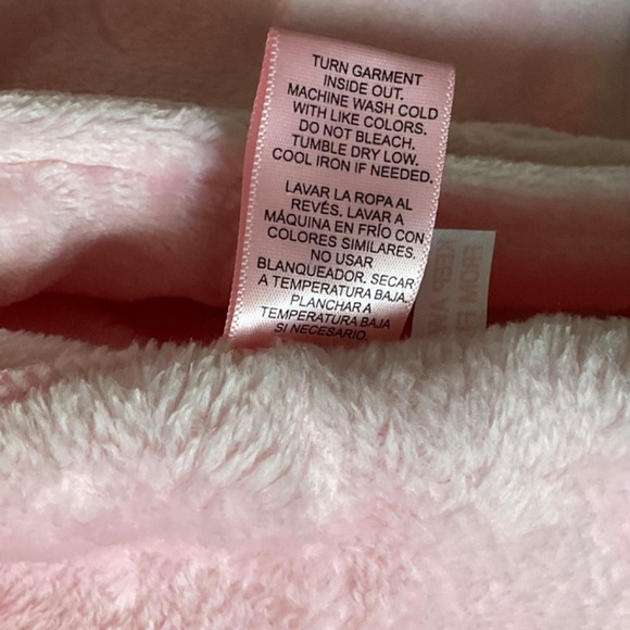 JUICY COUTURE SHAWL COLLAR PLUSH ROBE - Picture 4 of 7